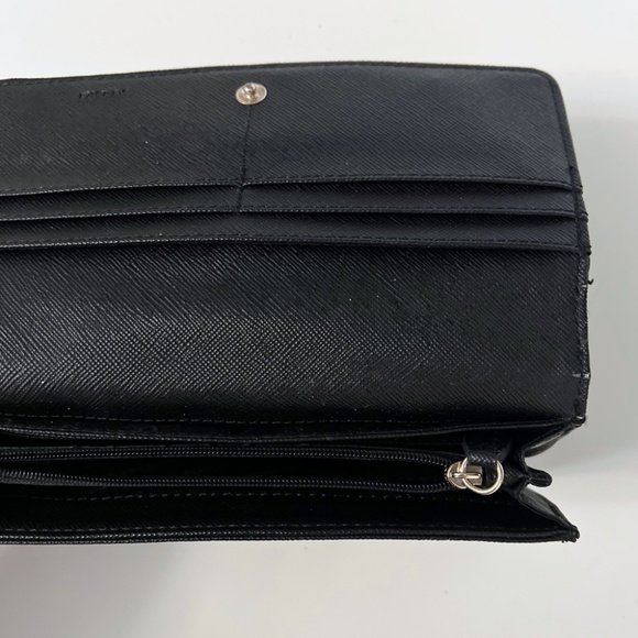 DKNY LEATHER WALLET - Picture 2 of 4